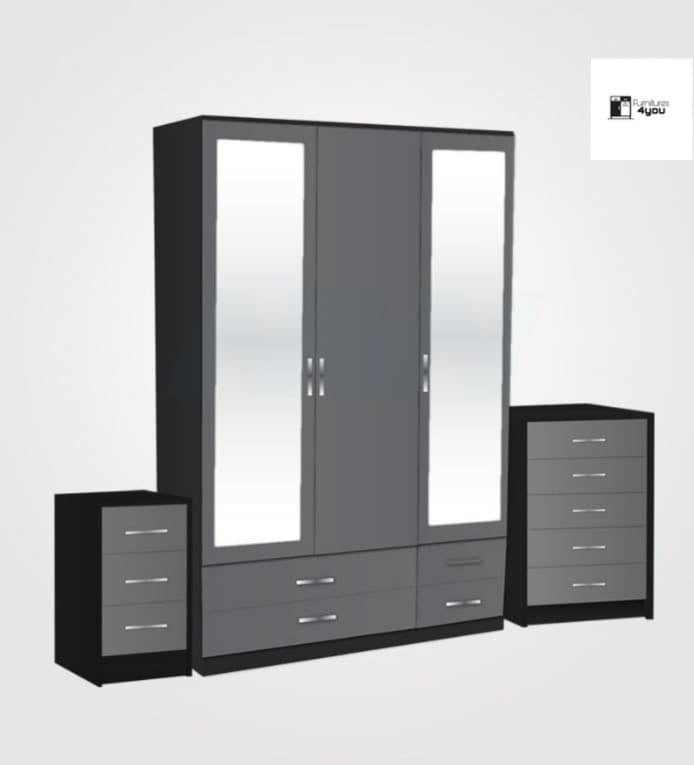 3 Door Set With 2 Mirrors & 4 Drawers