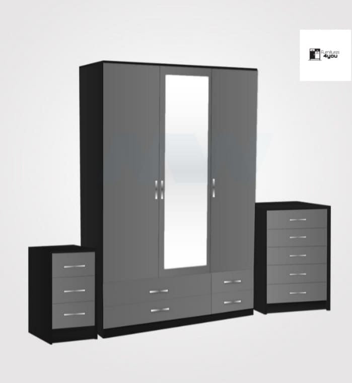 3 Door Set With 1 Mirror & 4 Drawers