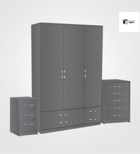 3 Door Set With 4 Drawers