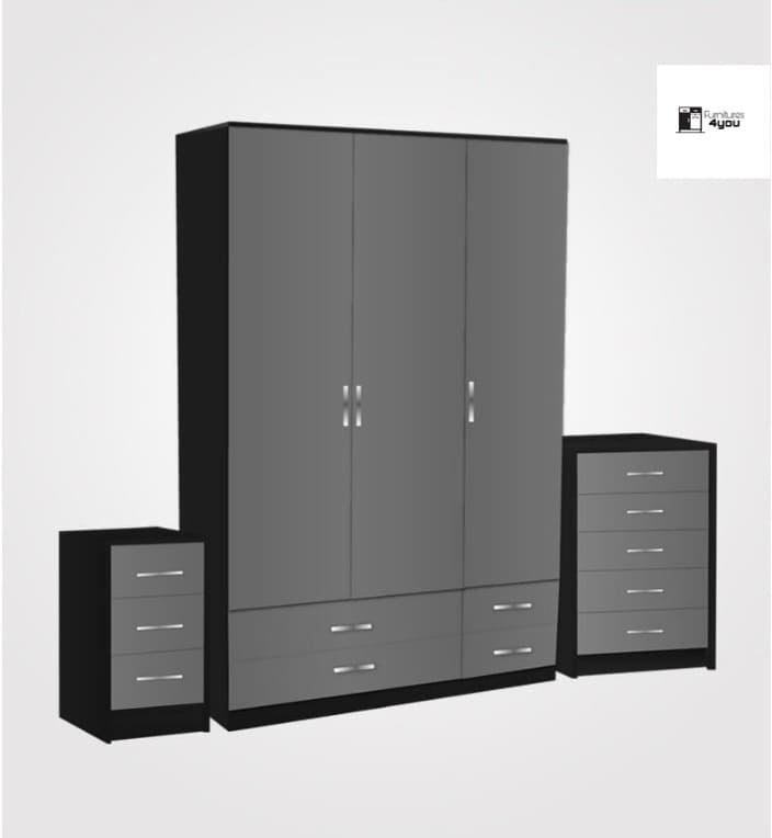 3 Door Set With 4 Drawers