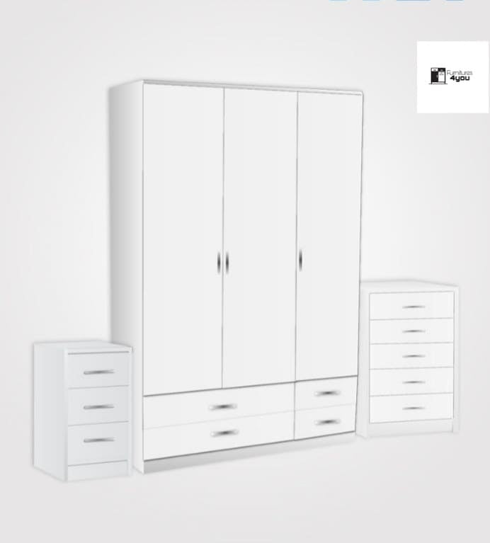 3 Door Set With 4 Drawers